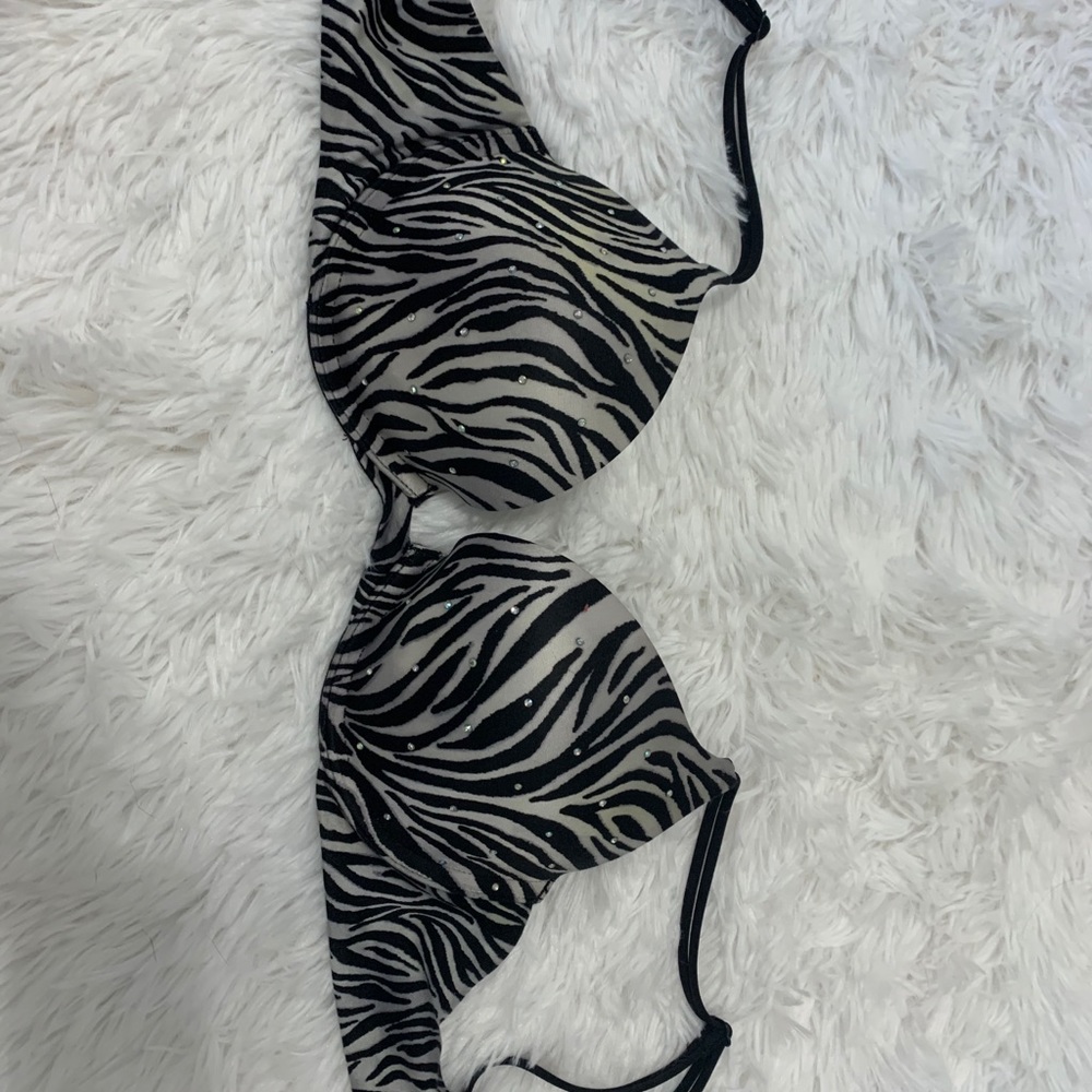 Victoria’s Secret bra